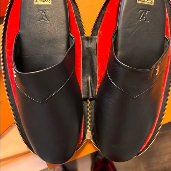 Supreme Black Leather Men display picture 1